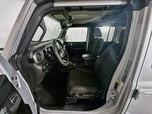 Used 2023 Jeep Wrangler Unlimited w/ 8.4" Radio Group AWD/4WD image 13