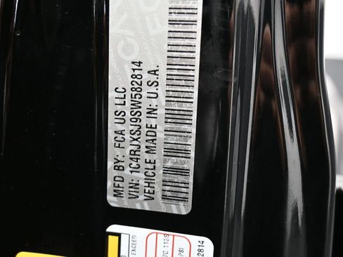 Used 2025 Jeep Wrangler Unlimited Rubicon 392 image 24