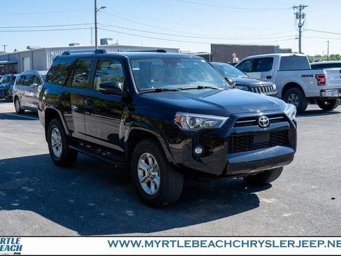 Used 2021 Toyota 4Runner SR5 Premium w/ Moonroof Package image 8