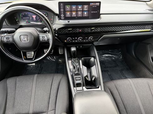 Used 2024 Honda Accord Sport image 6