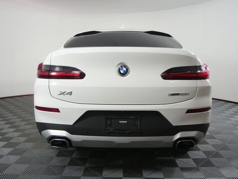Used 2022 BMW X4 xDrive30i w/ Premium Package 2 AWD/4WD image 4