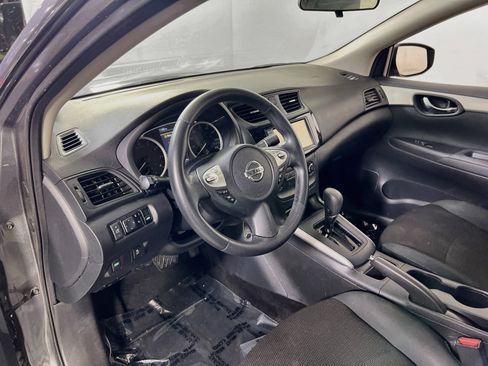 Used 2019 Nissan Sentra S FWD image 9