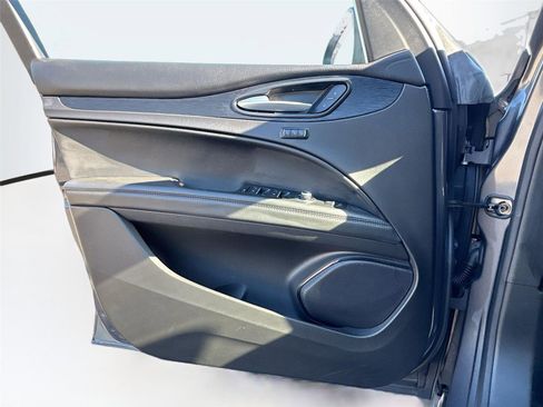 Used 2024 Alfa Romeo Stelvio Sprint image 17