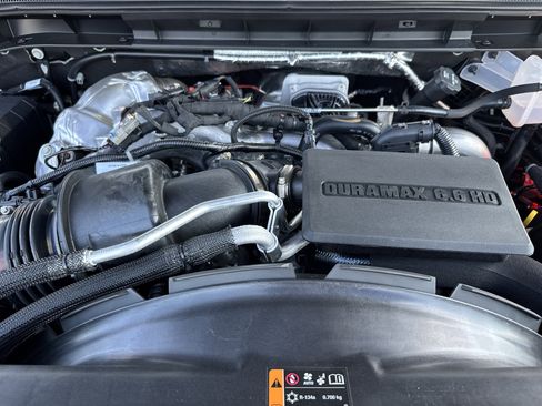 New 2025 GMC Sierra 2500 Denali w/ Denali Reserve Package image 32