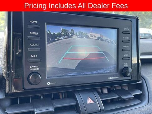 Used 2021 Toyota RAV4 XLE AWD/4WD image 31