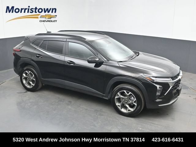 Used 2026 Chevrolet Trax LT w/ Driver Confidence Package FWD image 1