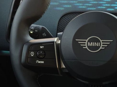 Certified 2025 MINI Cooper Countryman S w/ Comfort Package Max image 22