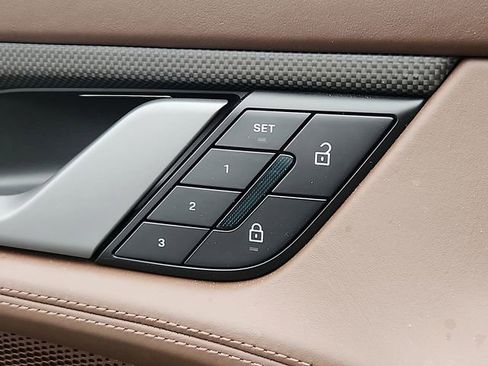 Used 2022 Porsche Taycan Turbo S image 26