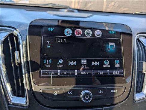 Used 2016 Chevrolet Malibu LT w/ Leather Package image 35