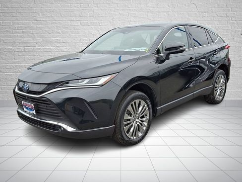 Used 2023 Toyota Venza Limited AWD/4WD image 1