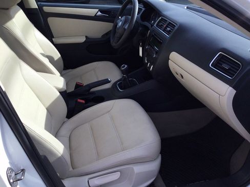 Used 2012 Volkswagen Jetta SE image 20