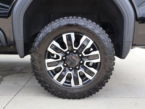 Used 2024 GMC Sierra 2500 Denali Ultimate AWD/4WD image 51