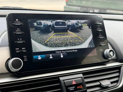 Used 2020 Honda Accord Sport image 35