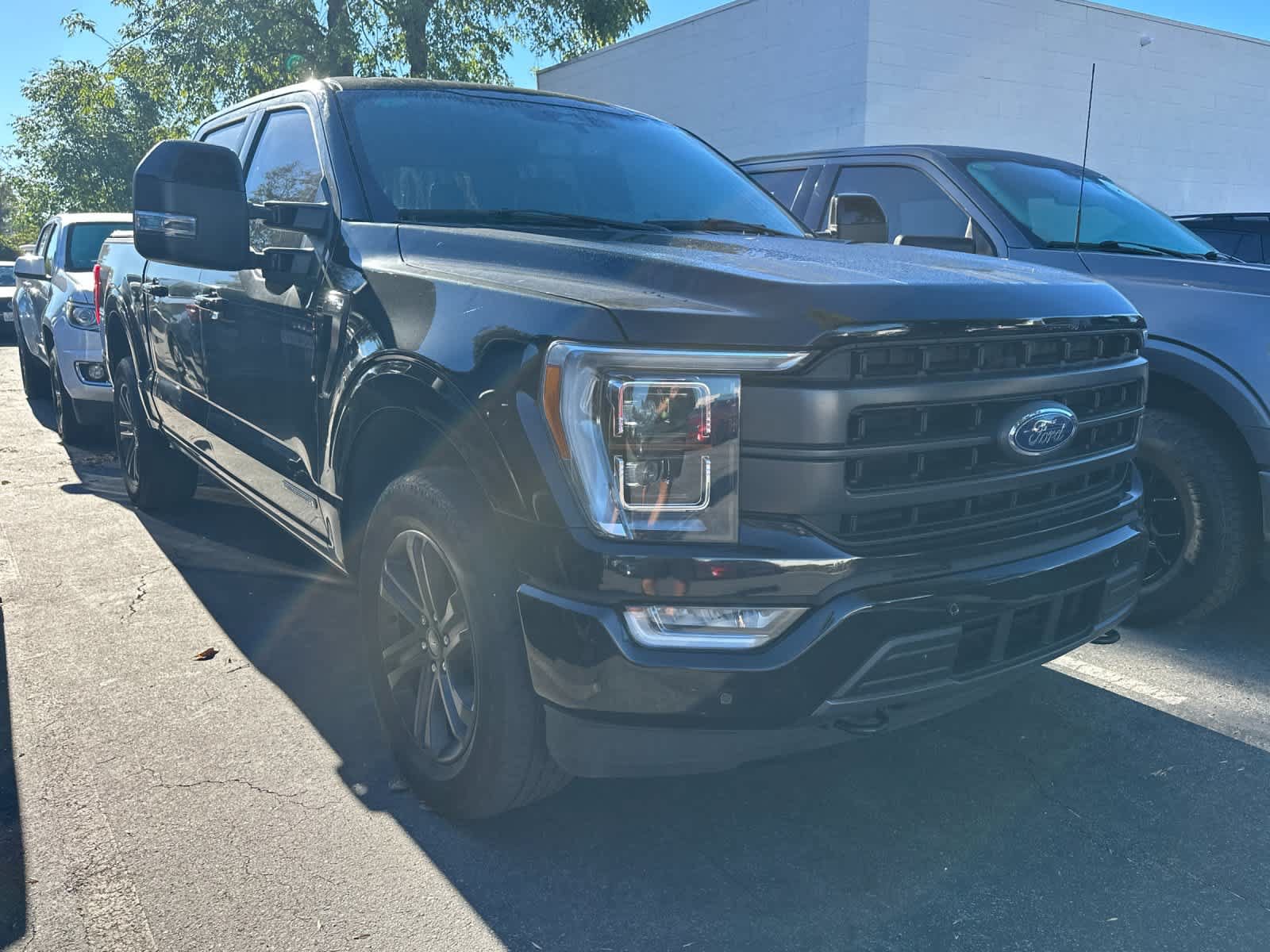 Used 2023 Ford F150 Lariat w/ Equipment Group 502A High AWD/4WD image 3