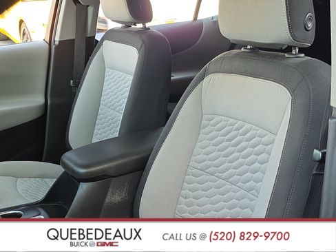 Used 2019 Chevrolet Equinox LS FWD image 11