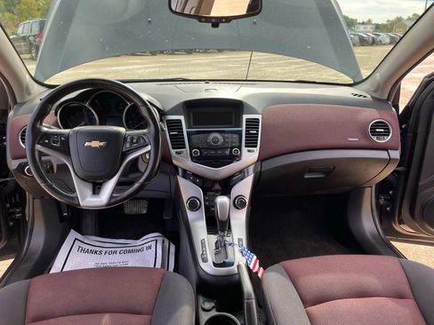 Used 2012 Chevrolet Cruze LT image 16
