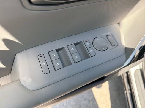 New 2027 Kia Seltos X-Line S w/ X-Line S Premium Package AWD/4WD image 18