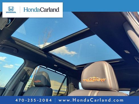 Used 2025 Honda Pilot TrailSport image 13
