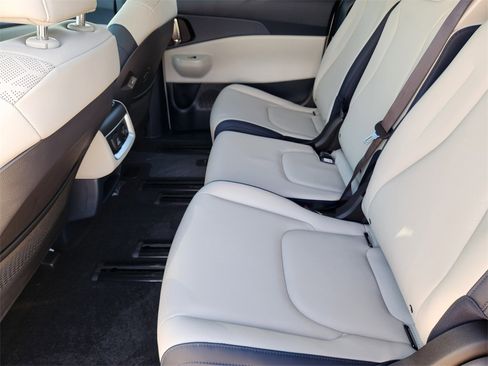 New 2026 Kia Carnival SX image 20