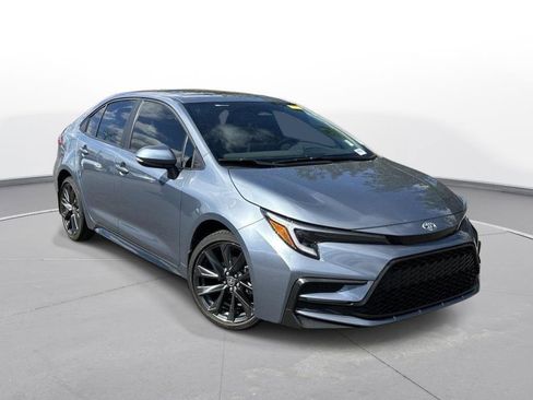 Certified 2024 Toyota Corolla SE w/ SE Premium Package image 4