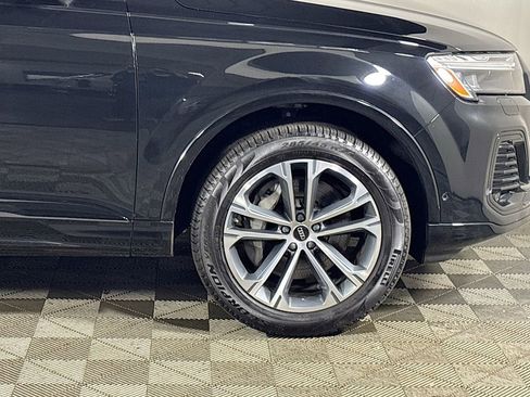 Used 2025 Audi Q7 2.0T Premium Plus w/ Premium Plus Package AWD/4WD image 24