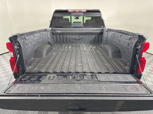 Used 2020 Chevrolet Silverado 2500 LTZ w/ LTZ Plus Package image 9