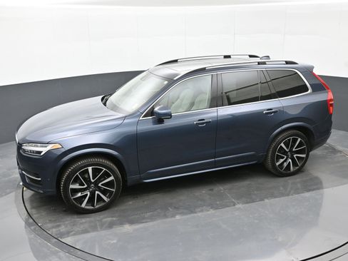 Used 2018 Volvo XC90 T6 Momentum w/ Convenience Package image 32