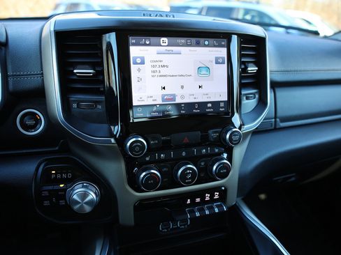 Used 2022 RAM 1500 Laramie image 25