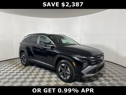 New 2026 Hyundai Tucson SEL image 1