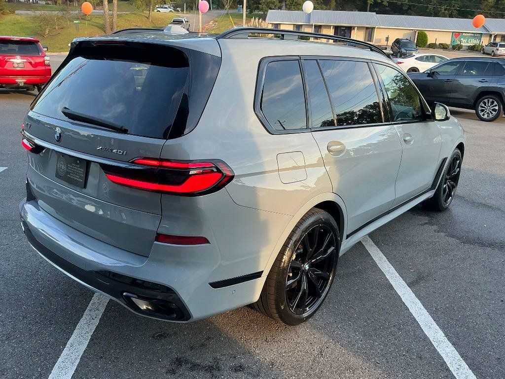 Used 2024 BMW X7 xDrive40i w/ Executive Package AWD/4WD image 7