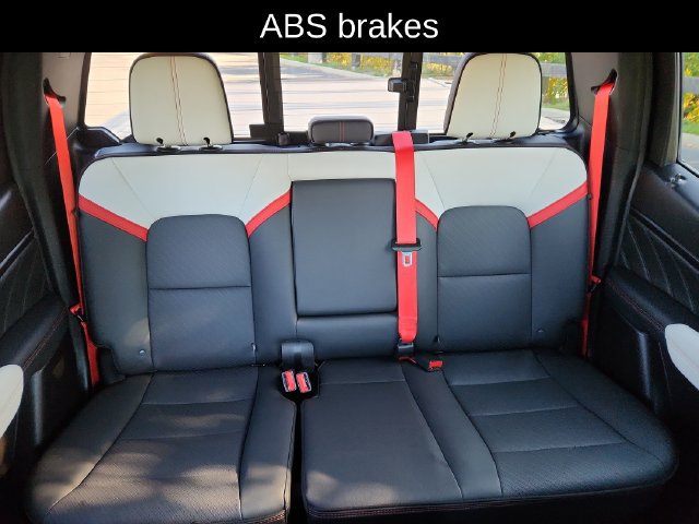 Used 2024 GMC Canyon AT4X AWD/4WD image 27