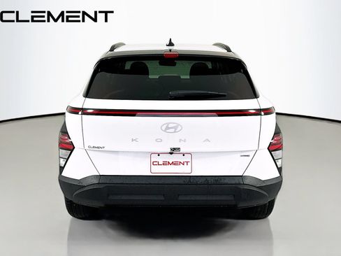 Certified 2026 Hyundai Kona SEL Sport AWD/4WD image 8
