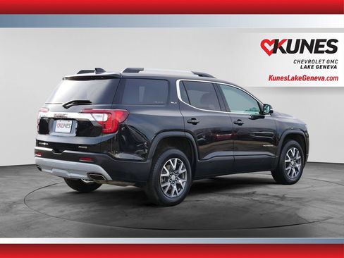 Used 2023 GMC Acadia SLT AWD/4WD image 9