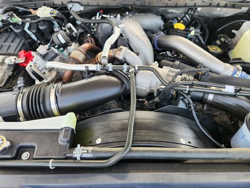 Used 2024 Ford F250 Lariat w/ FX4 Off-Road Package AWD/4WD image 33