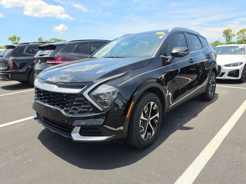 Certified 2023 Kia Sportage EX AWD/4WD image 6