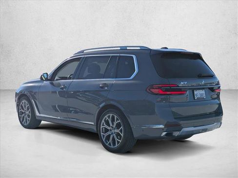 Used 2023 BMW X7 xDrive40i image 8