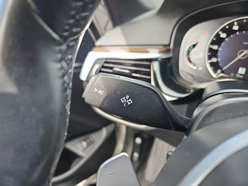 Used 2019 BMW 540i w/ Convenience Package image 20
