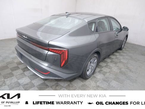 New 2025 Kia K4 LX image 5