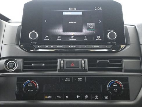 Used 2023 Nissan Pathfinder S FWD image 12
