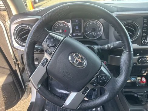 Used 2021 Toyota Tacoma SR5 image 20