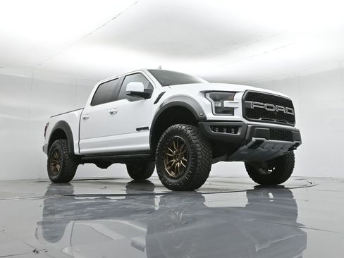 Used 2020 Ford F150 Raptor w/ Equipment Group 802A Luxury image 47