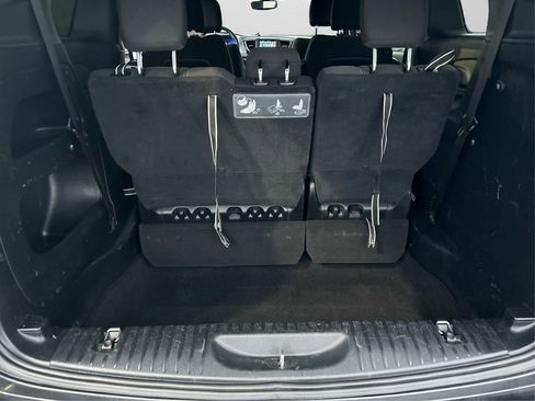 Used 2020 Chrysler Pacifica Touring w/ S Appearance Package image 12