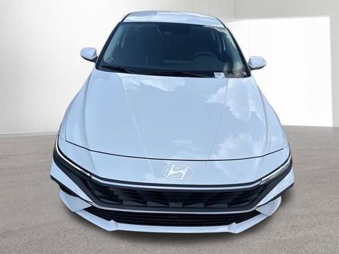 New 2026 Hyundai Elantra Blue image 18