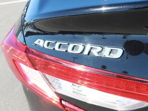 Used 2021 Honda Accord EX-L image 6