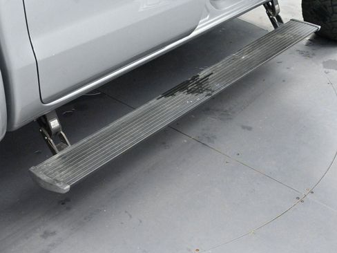 Used 2020 Ford Ranger Lariat w/ Equipment Group 501A Mid image 9