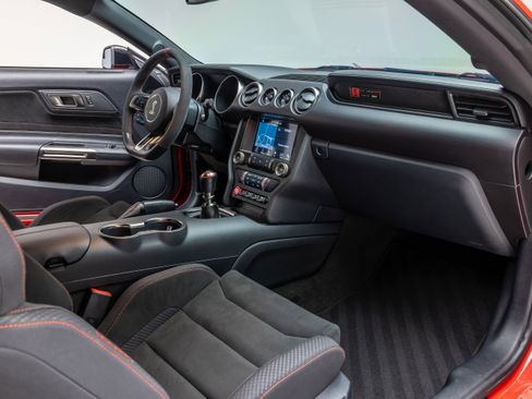 Used 2016 Ford Mustang Shelby GT350R w/ GT350R Equipment Group 920A image 87