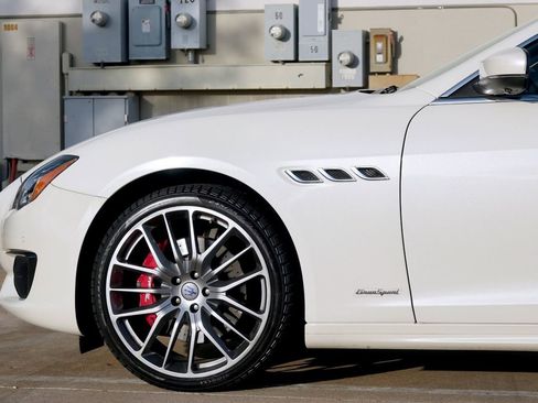 Used 2018 Maserati Quattroporte S GranSport Q4 image 24