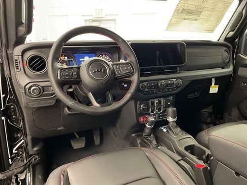 New 2026 Jeep Wrangler Unlimited Rubicon 392 image 10
