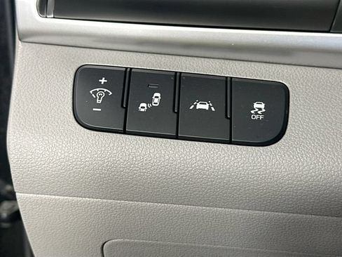 Used 2019 Hyundai Elantra Value Edition FWD image 23