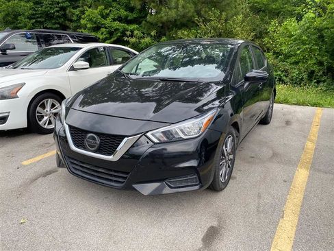 Used 2020 Nissan Versa SV FWD image 1
